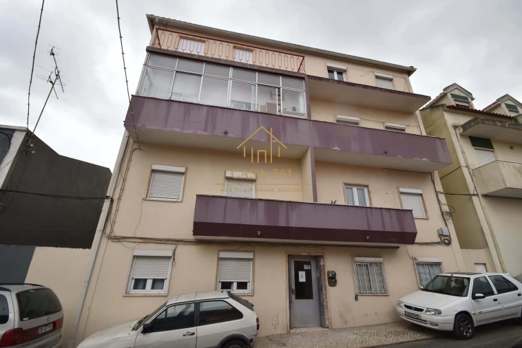 Apartamento T2 para Venda em Camarate, Unhos e Apelação Foto 29