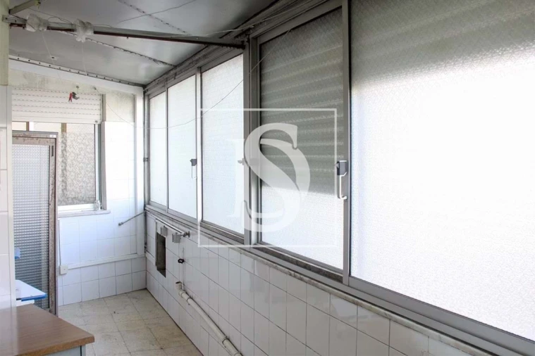 Negócio para Venda em Almada, Cova da Piedade, Pragal e Cacilhas Foto 10