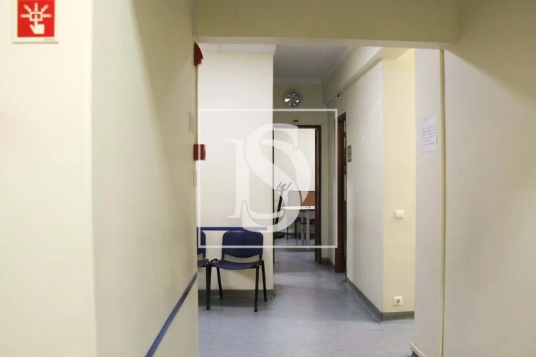 Negócio para Venda em Almada, Cova da Piedade, Pragal e Cacilhas Foto 11