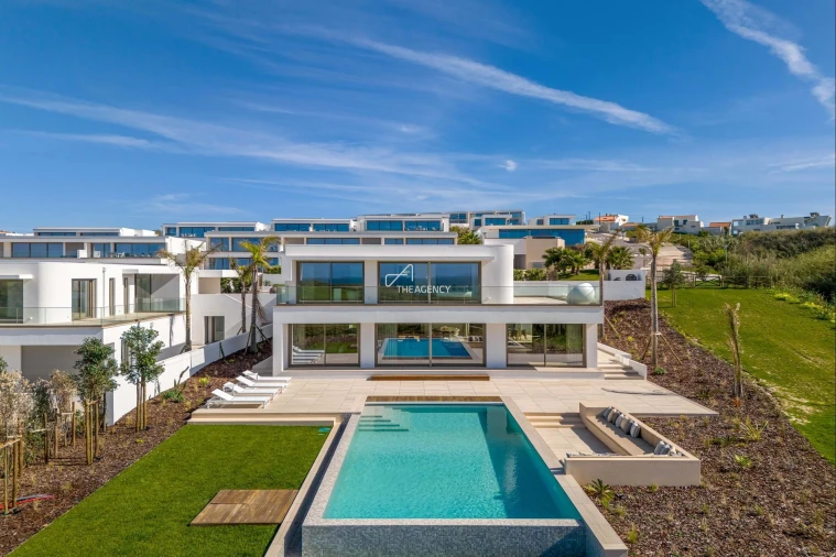 Moradia T5 para Venda em Lourinhã e Atalaia Foto 2