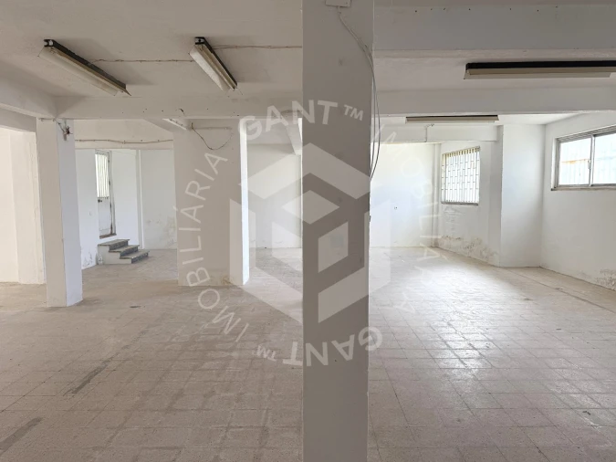 Loja para Venda em Venteira Foto 16