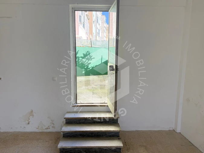 Loja para Venda em Venteira Foto 20