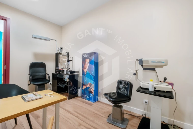 Loja para Arrendamento em Oeiras e São Julião da Barra, Paço de Arcos e Caxias Foto 22