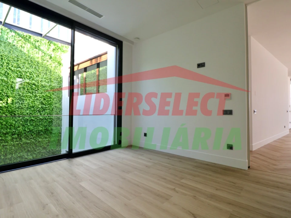 Apartamento T3 para Venda em Lourinhã e Atalaia Foto 34