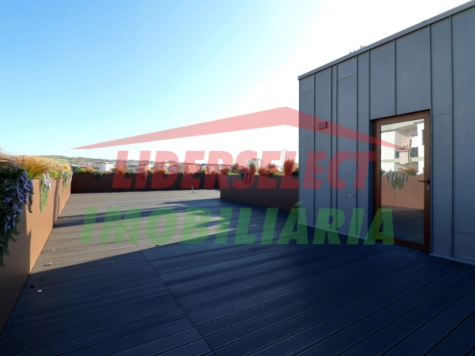 Apartamento T3 para Venda em Lourinhã e Atalaia Foto 38