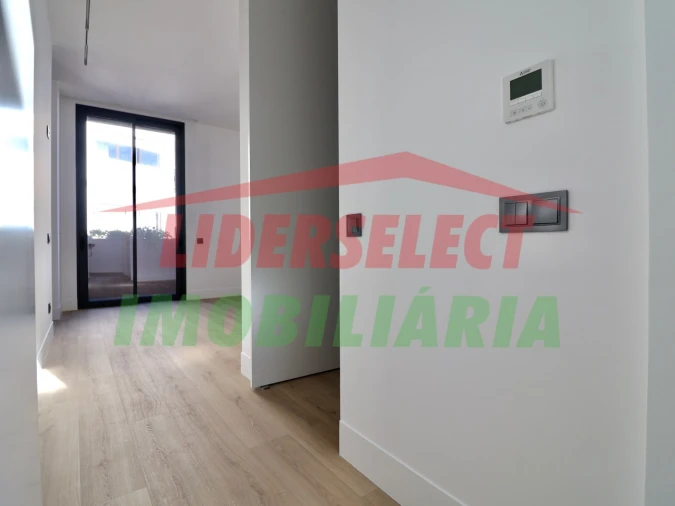Apartamento T3 para Venda em Lourinhã e Atalaia Foto 21