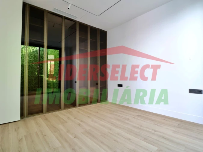 Apartamento T3 para Venda em Lourinhã e Atalaia Foto 32