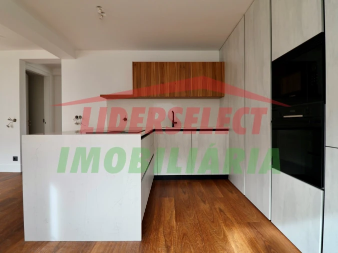 Moradia T3 para Venda em Ribamar Foto 4