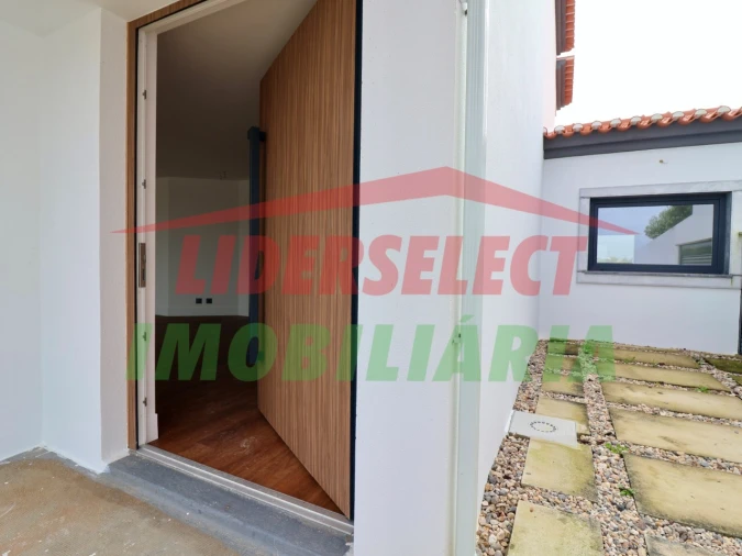 Moradia T3 para Venda em Ribamar Foto 33