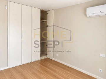 Apartamento T1 para Venda em Santa Marinha e São Pedro da Afurada