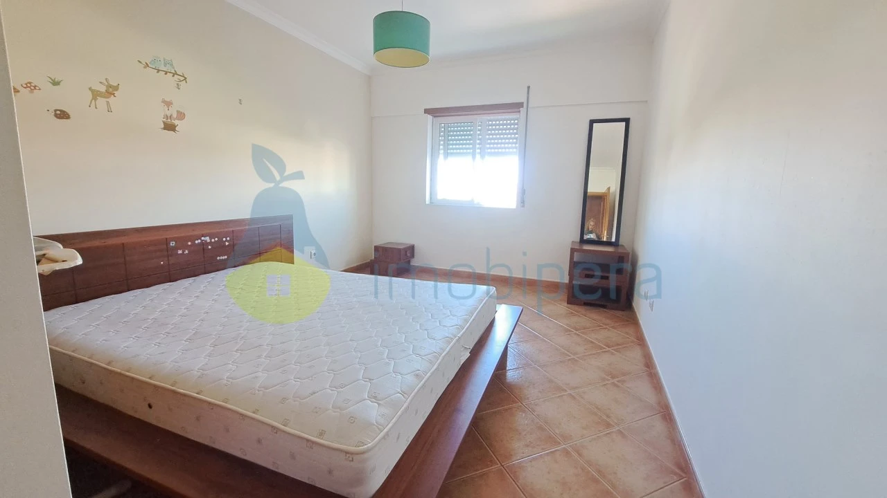 Apartamento T1 para Arrendamento em Armação de Pera Foto 7