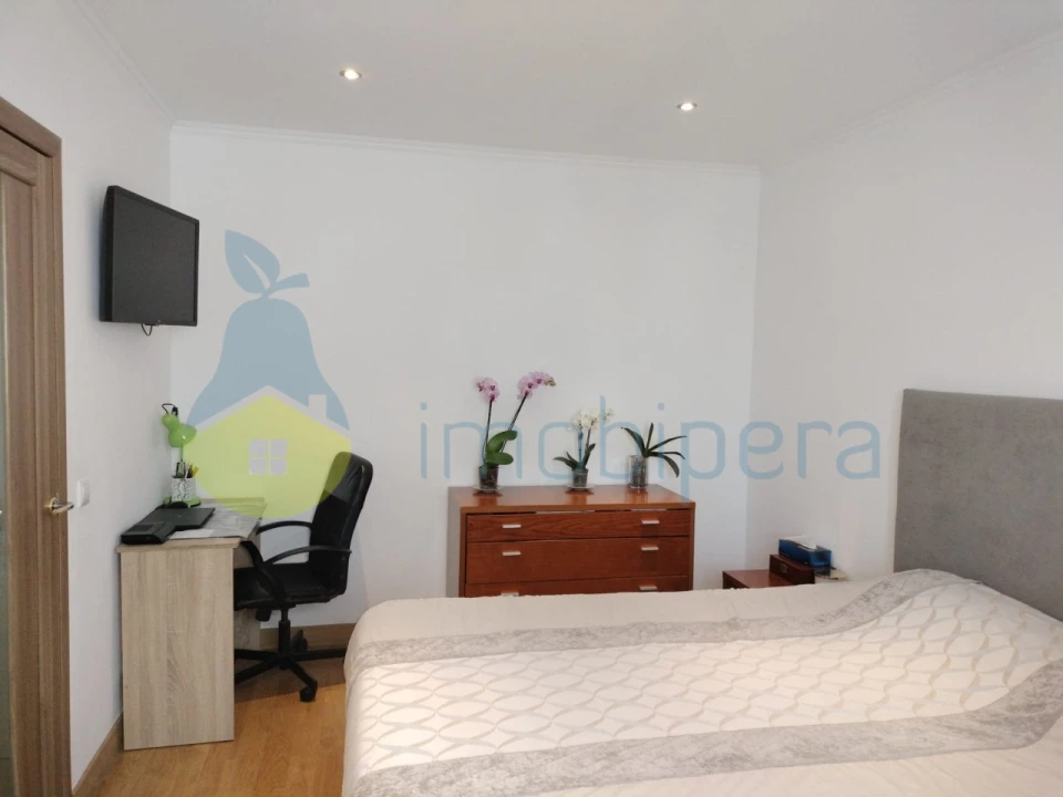 Apartamento T2 para Venda em Albufeira e Olhos de Água Foto 5