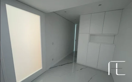 Apartamento T3 para Venda em Lordelo do Ouro e Massarelos