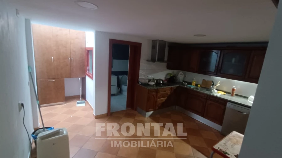 Moradia T3 para Venda em Ramalde Foto 9