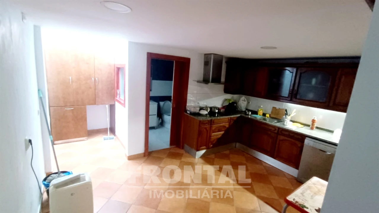 Moradia T3 para Venda em Ramalde Foto 8