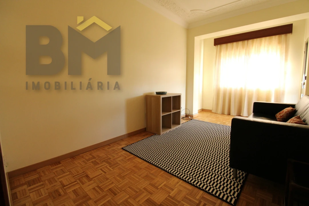 Apartamento T1 para Arrendamento em Castelo Branco Foto 5