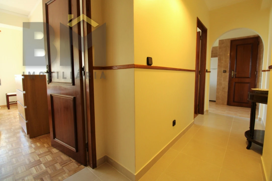 Apartamento T1 para Arrendamento em Castelo Branco Foto 10