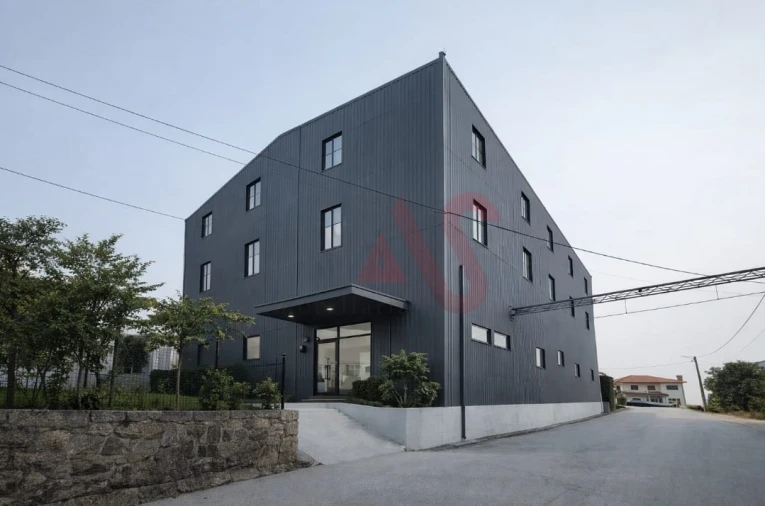 Armazém para Venda em Gondar Foto 1