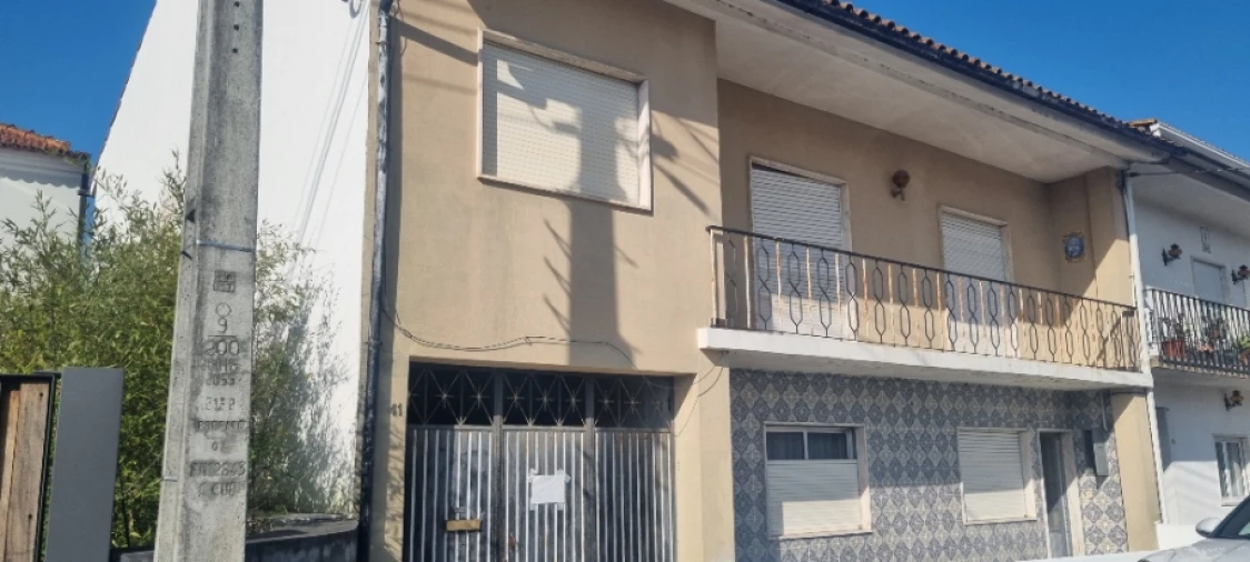 Moradia T4 para Venda em São Martinho do Bispo e Ribeira de Frades Foto 1