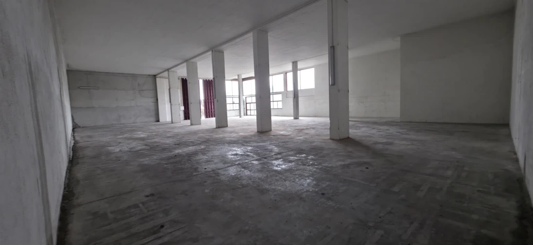 Armazém para Arrendamento em Eiras e São Paulo de Frades Foto 3