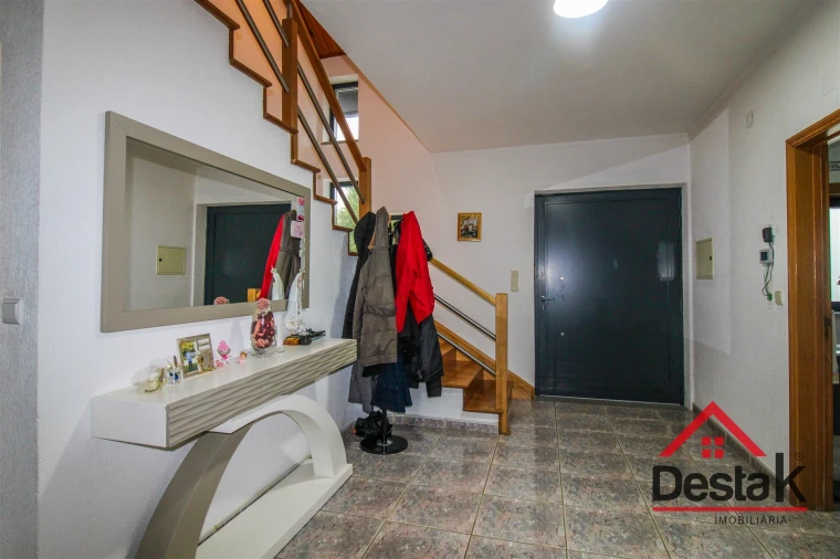 Moradia T5 para Venda em Rio de Loba Foto 31