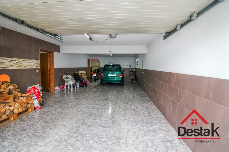 Moradia T5 para Venda em Rio de Loba Foto 29