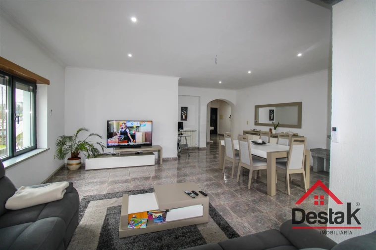 Moradia T5 para Venda em Rio de Loba Foto 3