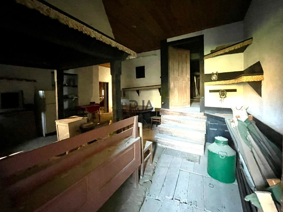 Moradia T4 para Venda em Mouraz e Vila Nova da Rainha Foto 5