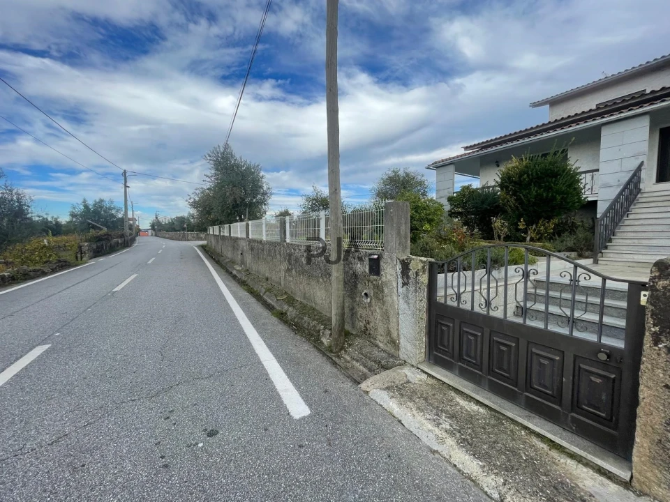 Moradia T5 para Venda em Espinho Foto 4