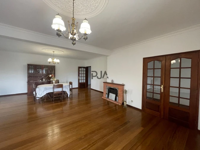 Moradia T5 para Venda em Espinho Foto 12