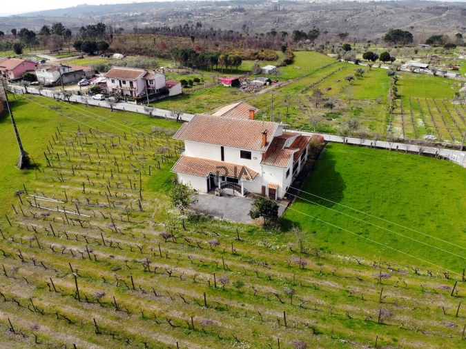 Moradia T5 para Venda em Espinho Foto 26