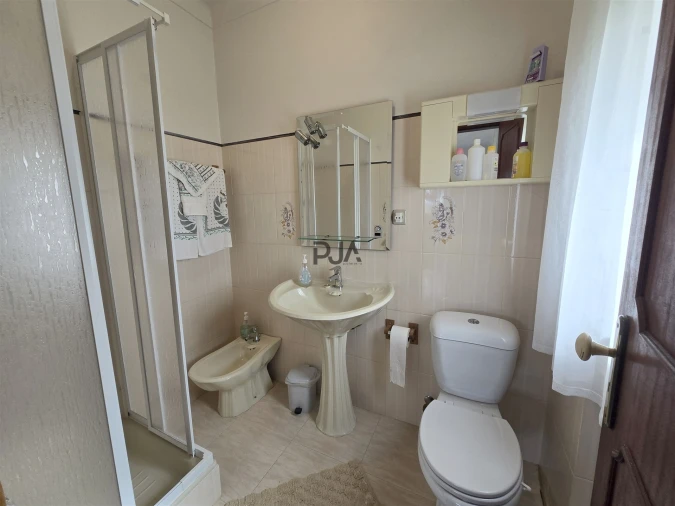 Moradia T5 para Venda em Espinho Foto 21