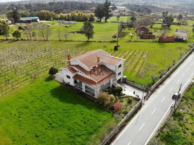 Moradia T5 para Venda em Espinho Foto 1