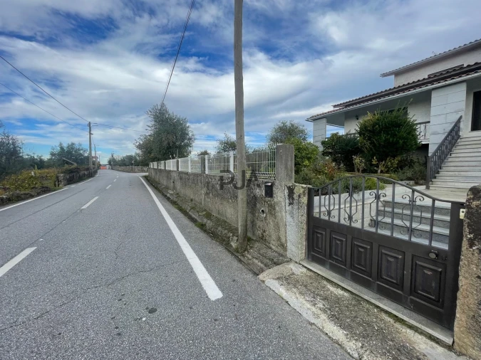 Moradia T5 para Venda em Espinho Foto 4