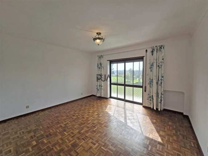 Moradia T5 para Venda em Espinho Foto 17