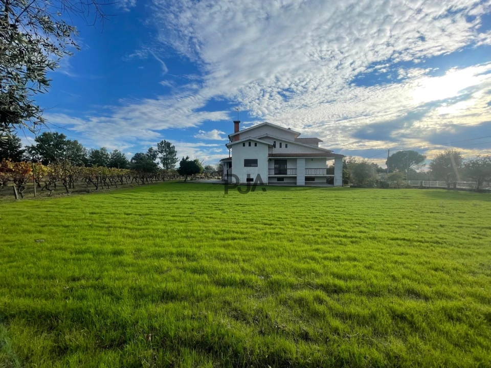 Moradia T5 para Venda em Espinho Foto 3