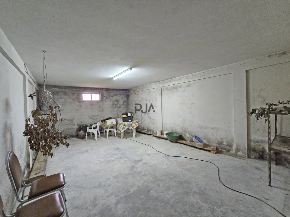 Moradia T5 para Venda em Espinho Foto 31