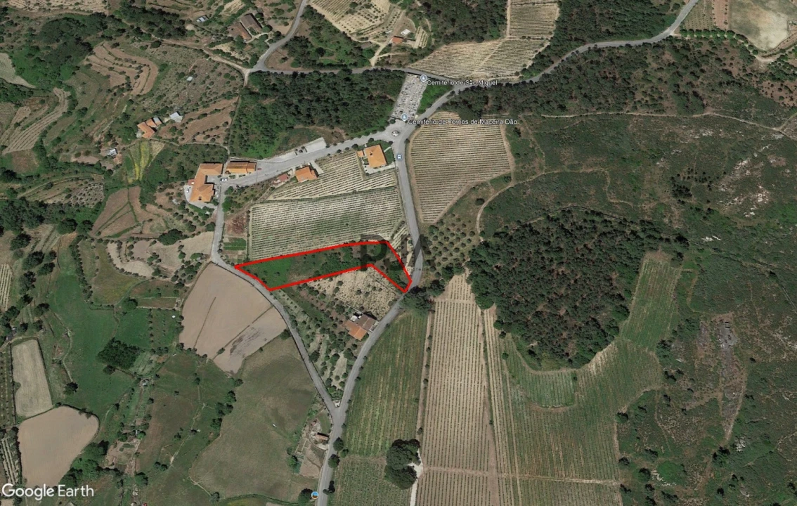 Terreno para Venda em Fornos de Maceira Dão Foto 9