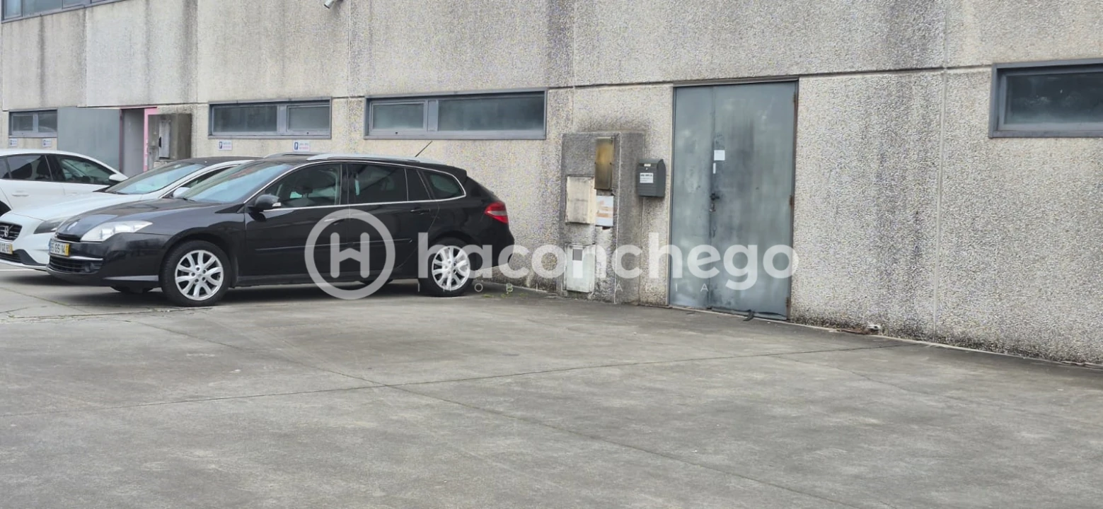 Armazém para Arrendamento em Varzea Foto 1