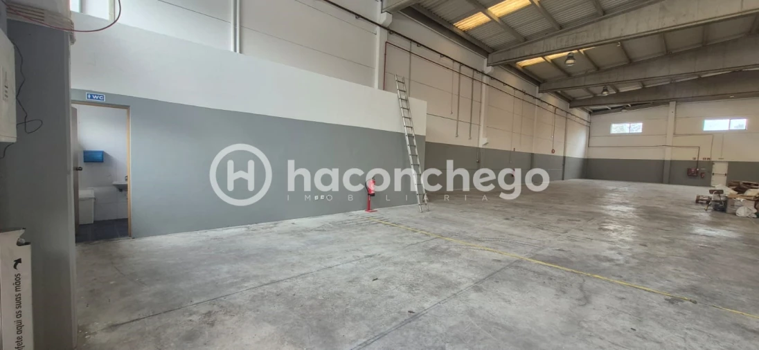 Armazém para Arrendamento em Varzea Foto 10