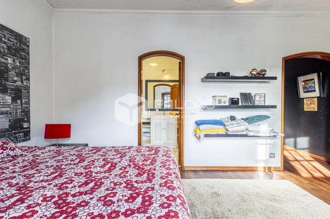 Moradia T5 para Venda em Marvila, Ribeira Santarém, São Salvador, São Nicolau Foto 39