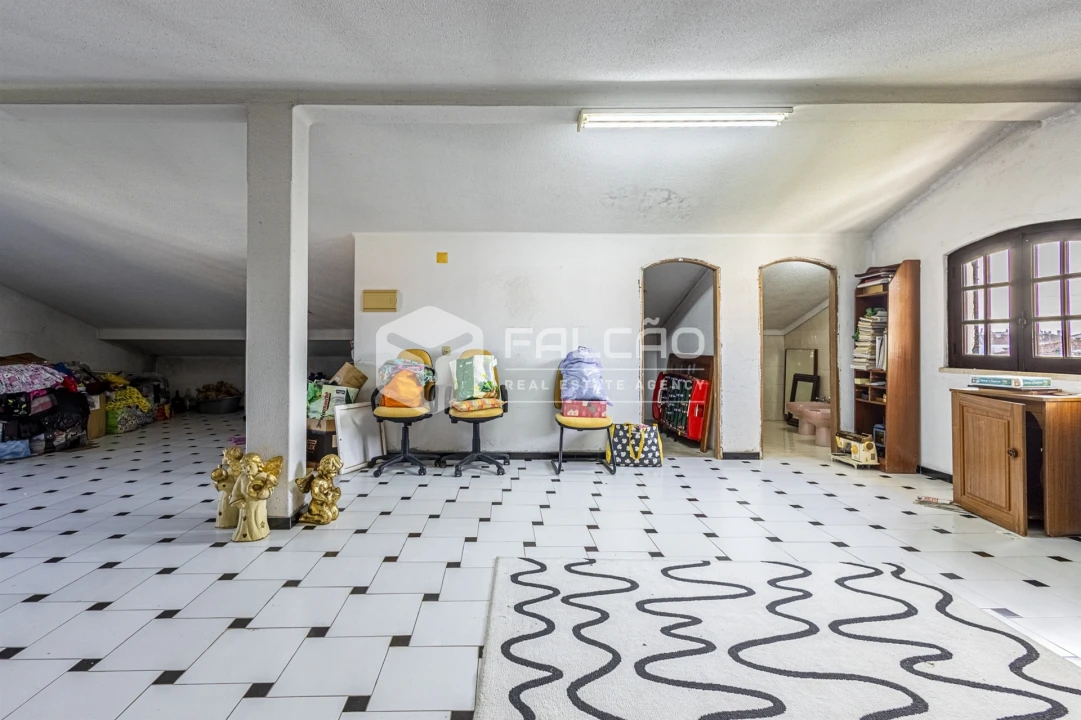 Moradia T5 para Venda em Marvila, Ribeira Santarém, São Salvador, São Nicolau Foto 54