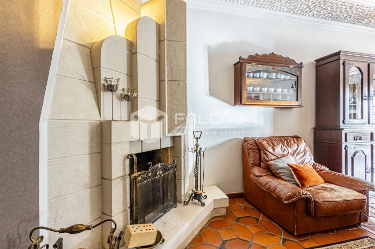 Moradia T5 para Venda em Marvila, Ribeira Santarém, São Salvador, São Nicolau Foto 4