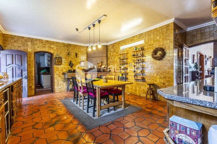 Moradia T5 para Venda em Marvila, Ribeira Santarém, São Salvador, São Nicolau Foto 8