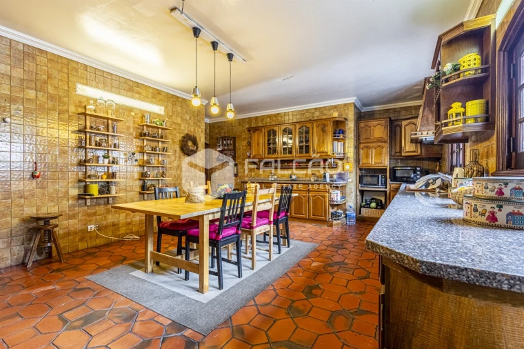 Moradia T5 para Venda em Marvila, Ribeira Santarém, São Salvador, São Nicolau Foto 24