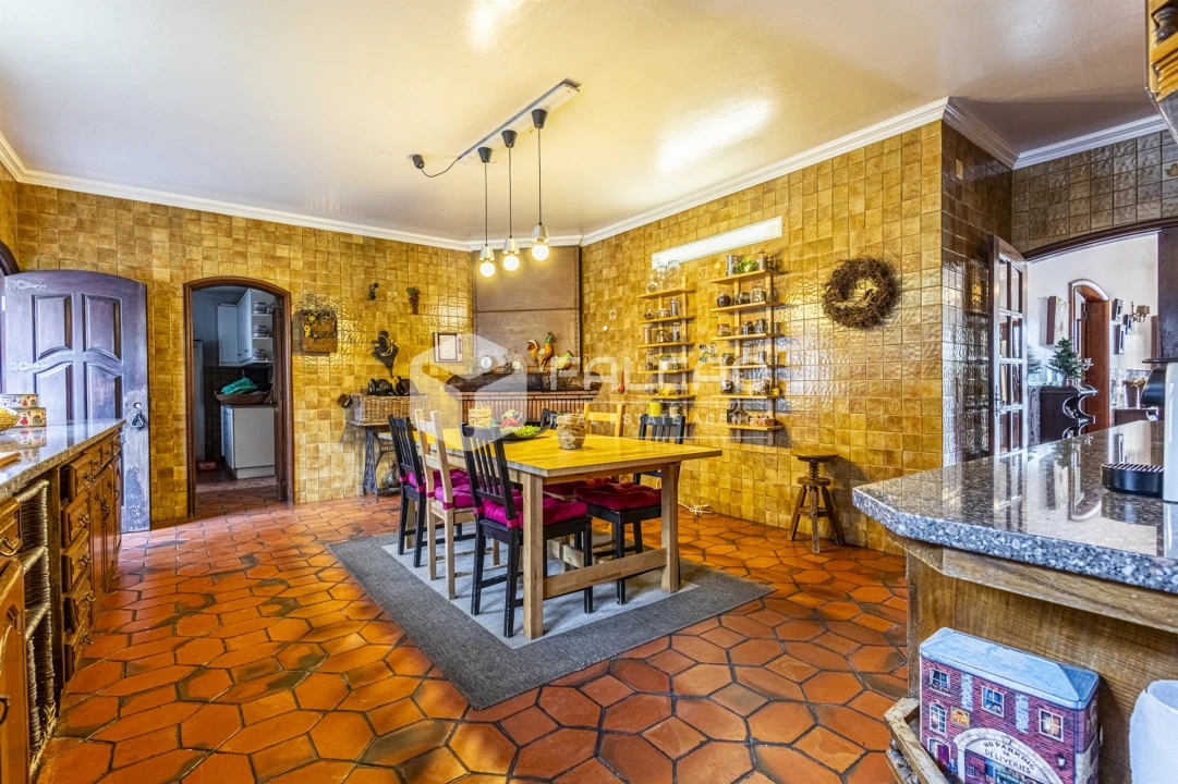 Moradia T5 para Venda em Marvila, Ribeira Santarém, São Salvador, São Nicolau Foto 8