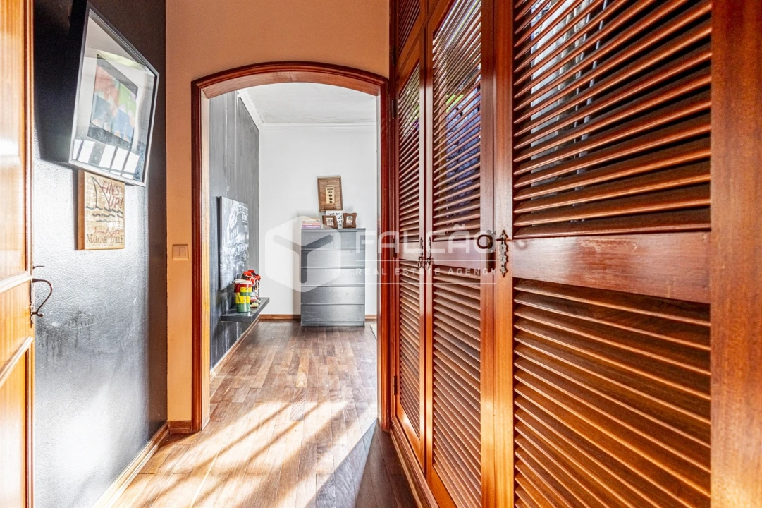 Moradia T5 para Venda em Marvila, Ribeira Santarém, São Salvador, São Nicolau Foto 44