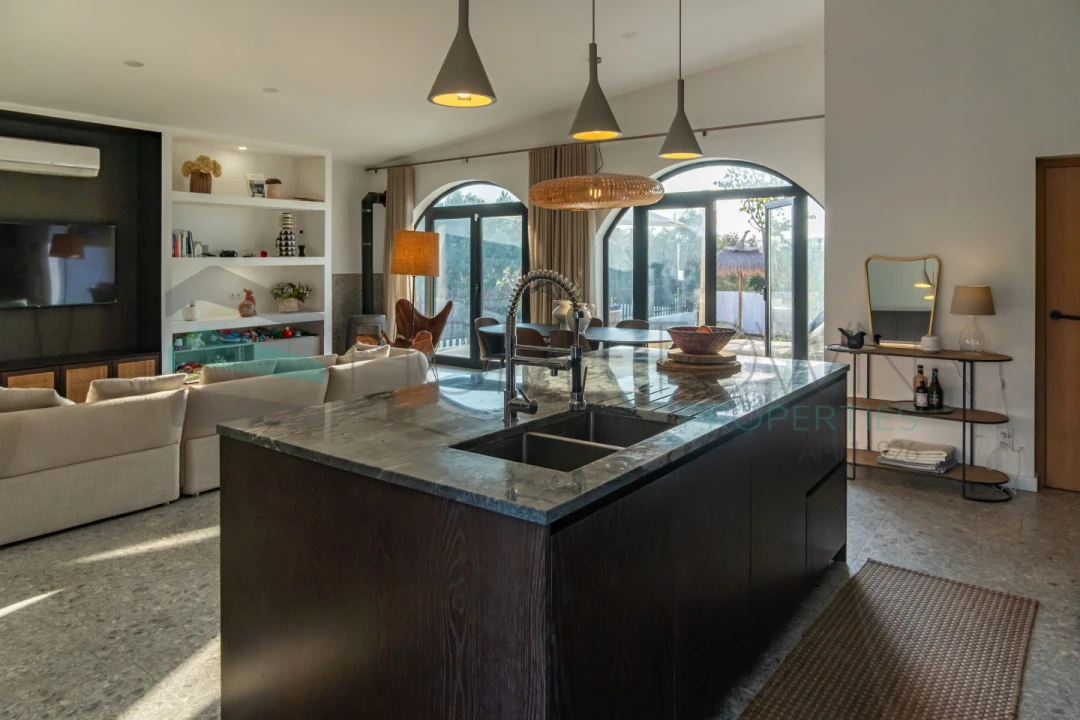 Moradia T3 para Venda em Boliqueime Foto 3