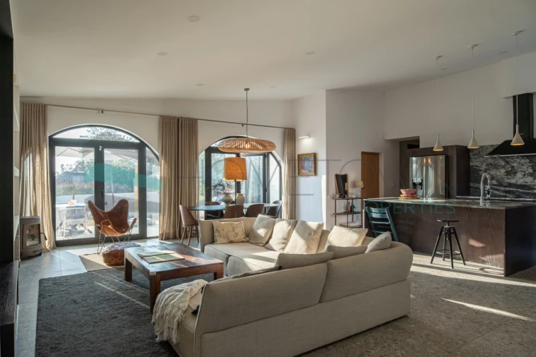 Moradia T3 para Venda em Boliqueime Foto 2