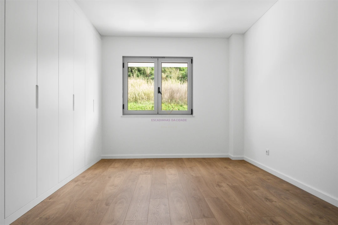 Apartamento T2 para Venda em Camarate, Unhos e Apelação Foto 23